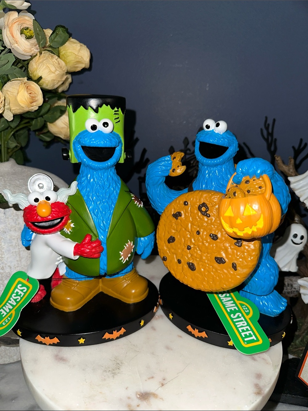 Sesame Street Cookie Monster Frankenstein Halloween Figurines - Blue